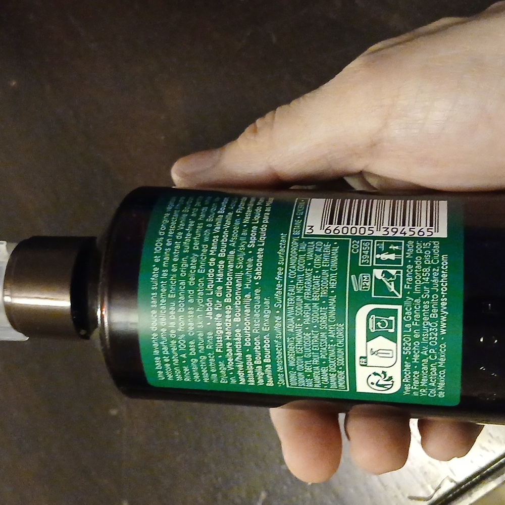 Yves Rocher Foaming Hand Soap - Picture 3 of 3